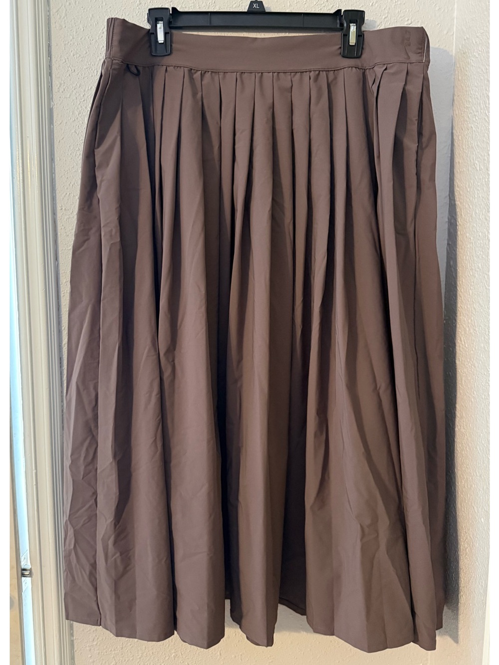 24.7 PerfectStretch Dri-FIT Pleated
Skirt - Picture 7 of 10